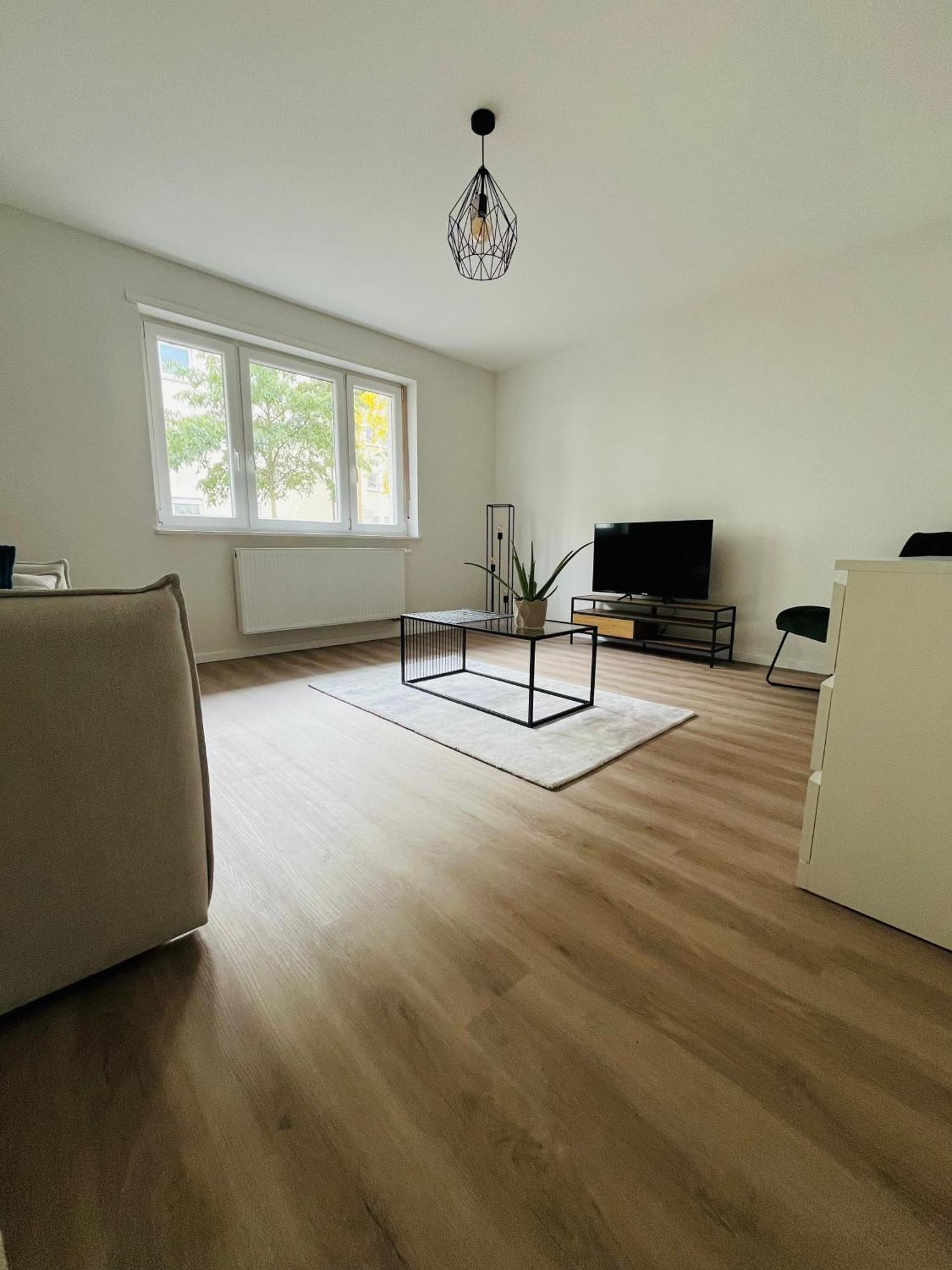 Black Forest City Apartment Mit Kostenlosem Parkplatz フライブルク エクステリア 写真